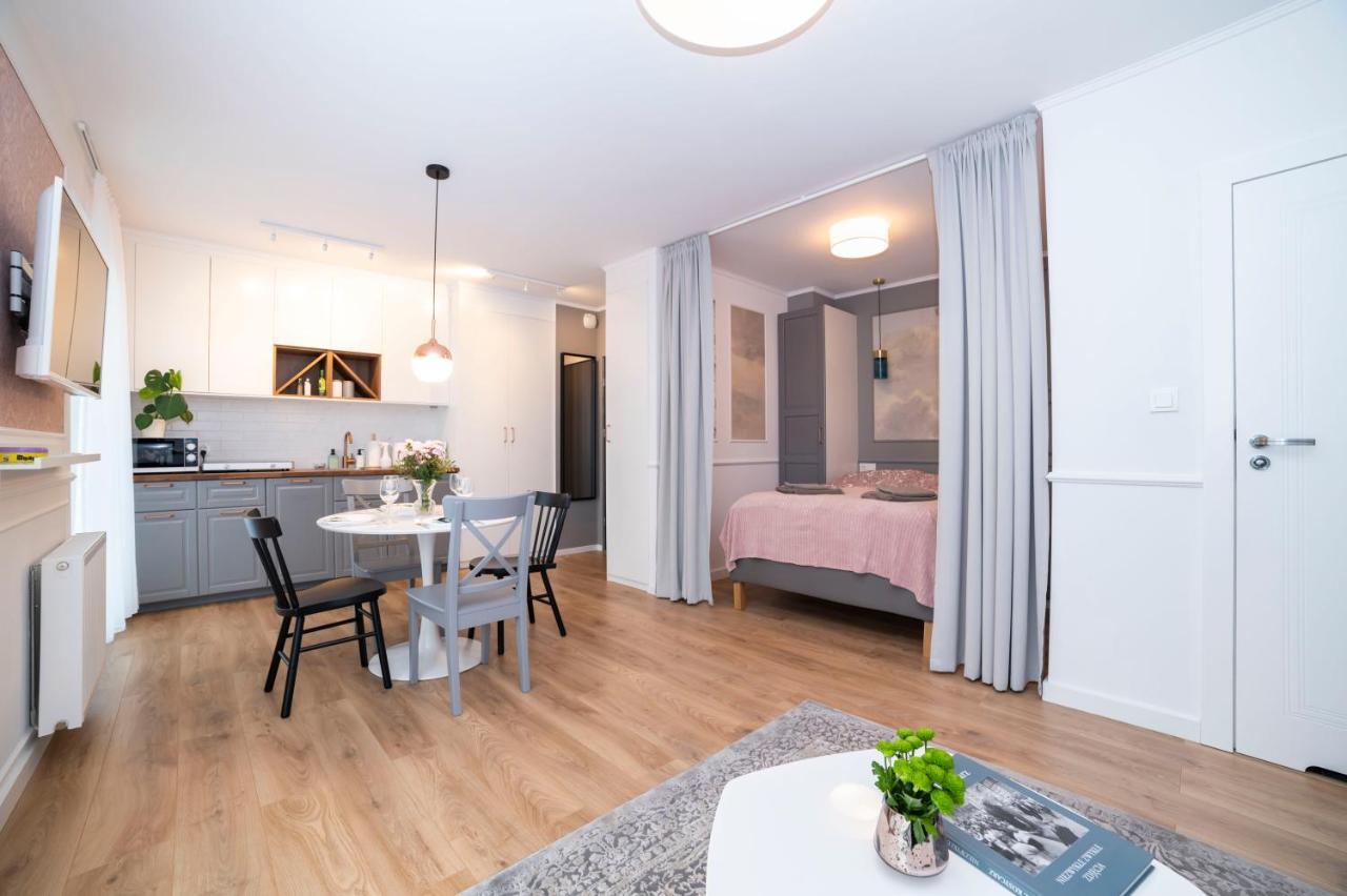 Heaven Apartment In The Old Town With Private Parking Гданск Екстериор снимка