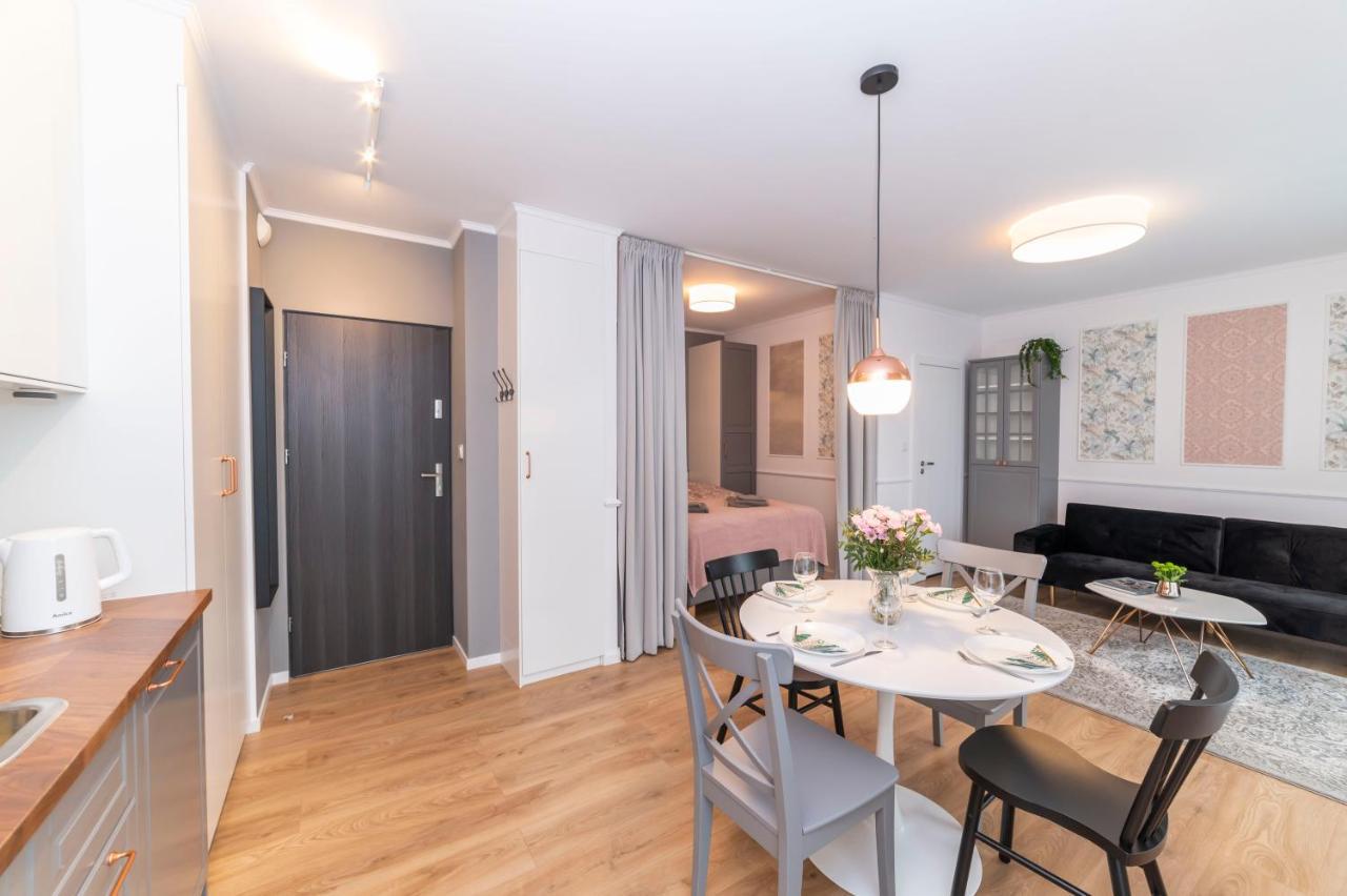 Heaven Apartment In The Old Town With Private Parking Гданск Екстериор снимка